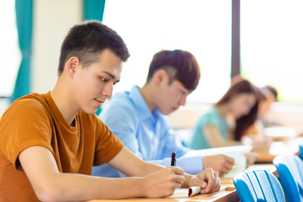 Dragon IELTS Channel 26 IELTS Task Two
