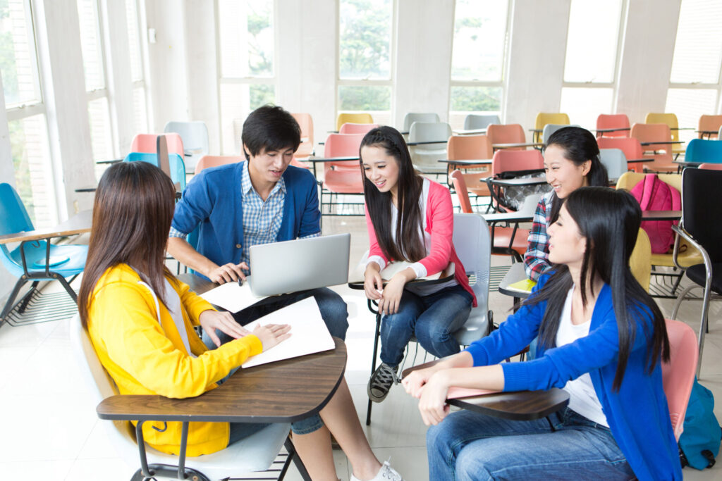 IELTS vs PTE — Key Differences 1 IELTS Vs PTE Differences