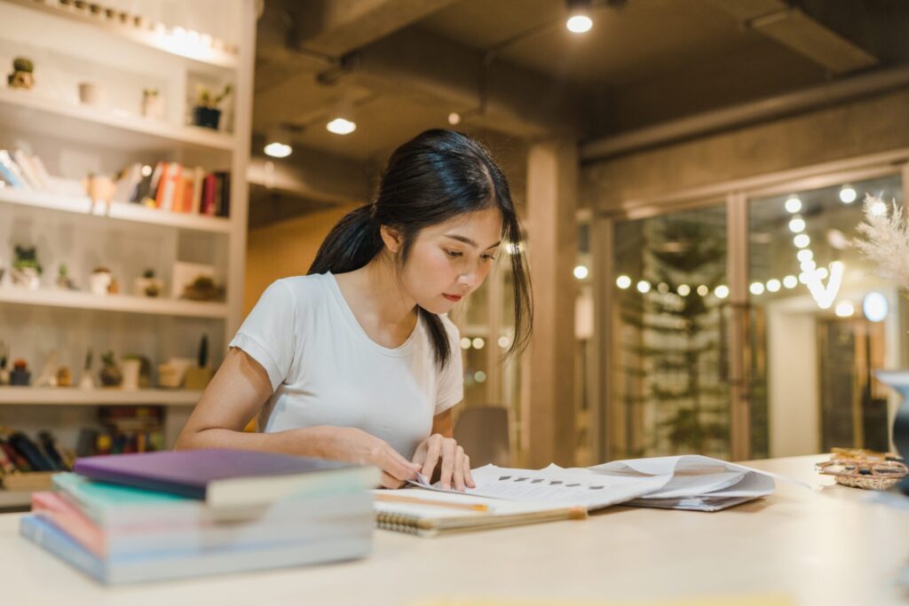 Dragon IELTS Channel 24 IELTS writing