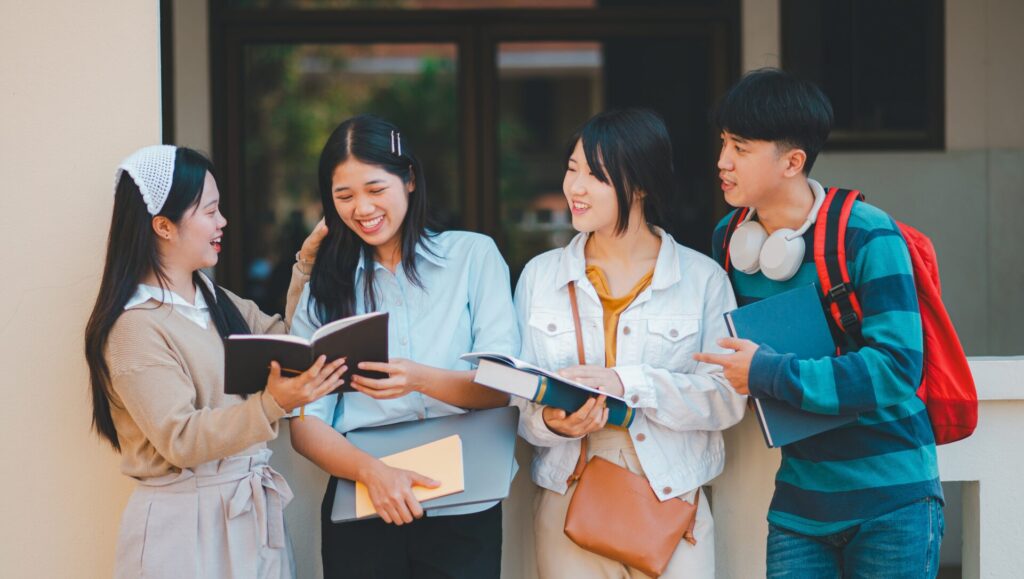 Dragon IELTS Channel 25 IELTS Reading