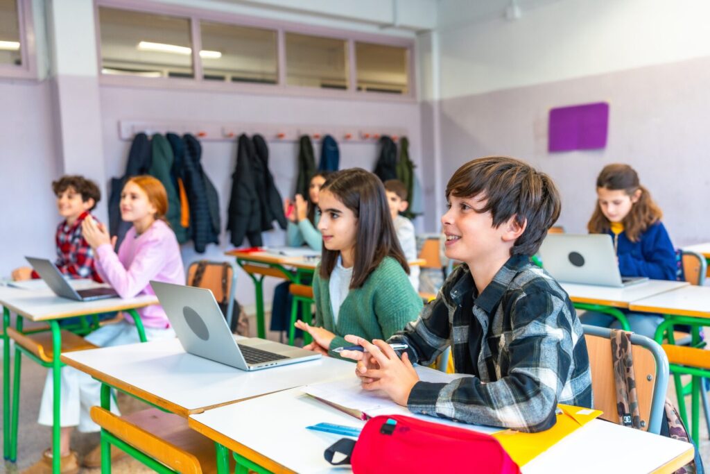 How Does Dragon Study Tours Measure Whether Students Have Actually Improved? 1 measuring English progress students