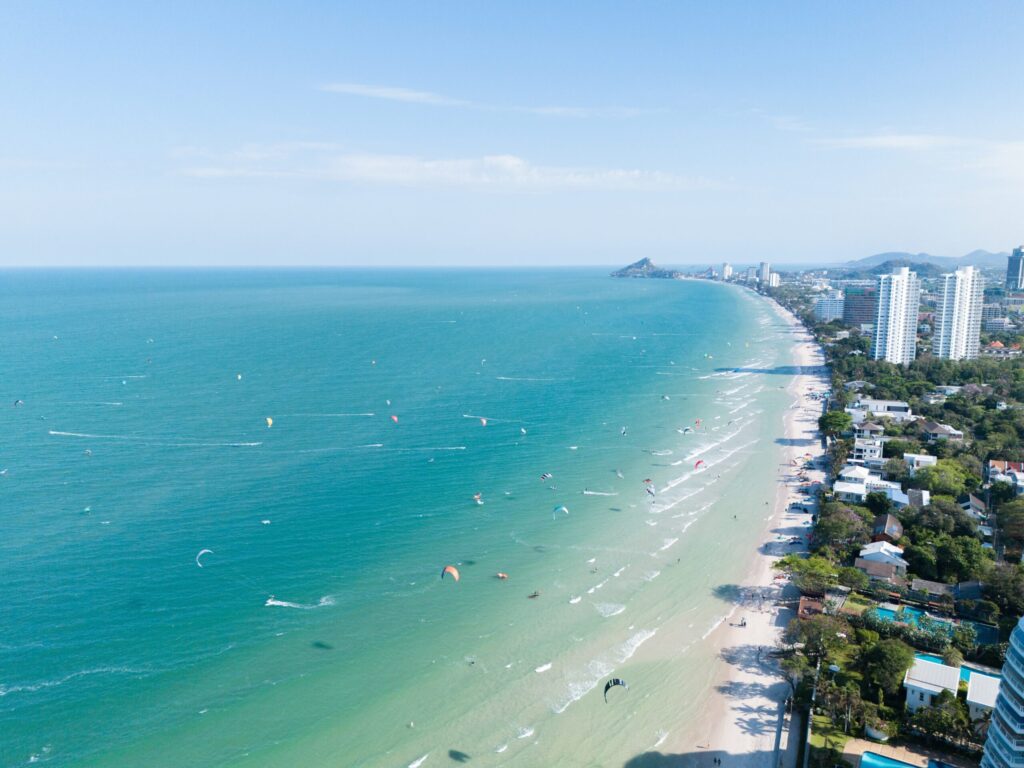 Living by Sea: Why Hua Hin's Gulf Coast Is the Most Inspiring Setting for a Student English Programme in Thailand 49 living by sea