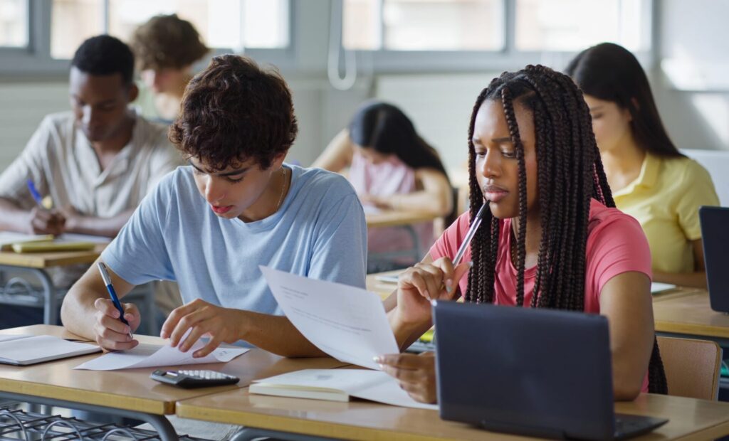 How Should Schools Prepare Students Before They Fly to Dragon Study Tours? 1 Pre-departure school trip preparation