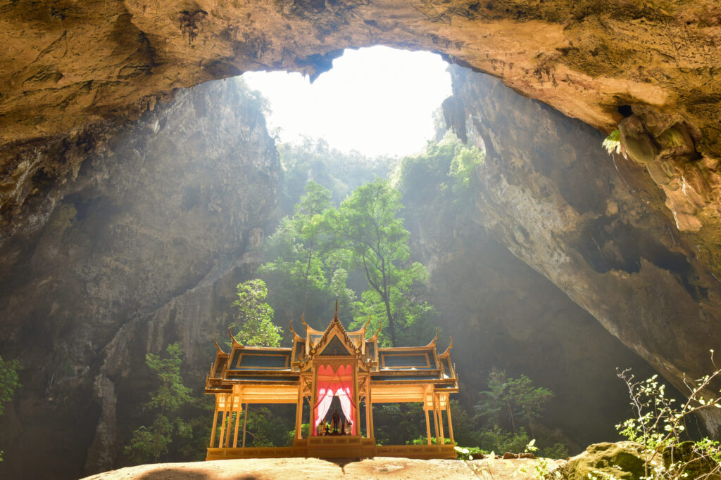 Slow Living Thailand: Why Hua Hin's Unhurried Pace Makes It the Ideal Environment for Student Learning 1 slow living Thailand